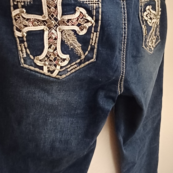 Jeans - Picture 3 of 5